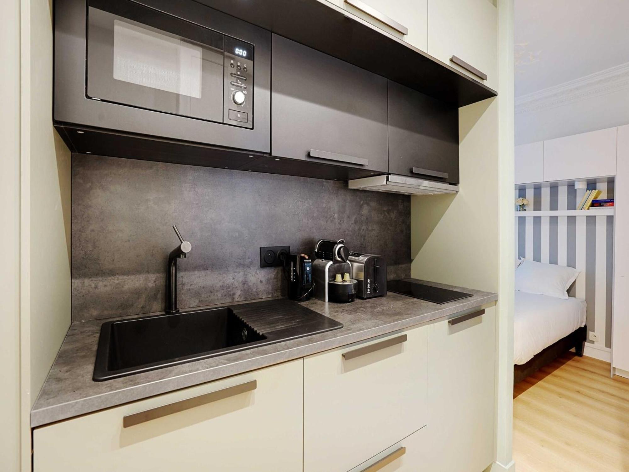 Charming 1bdr 2p Near Parc Monceau Appartamento